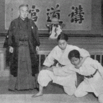 jigoro kano shihan dohlizi na cviceni kime-no-kata 367